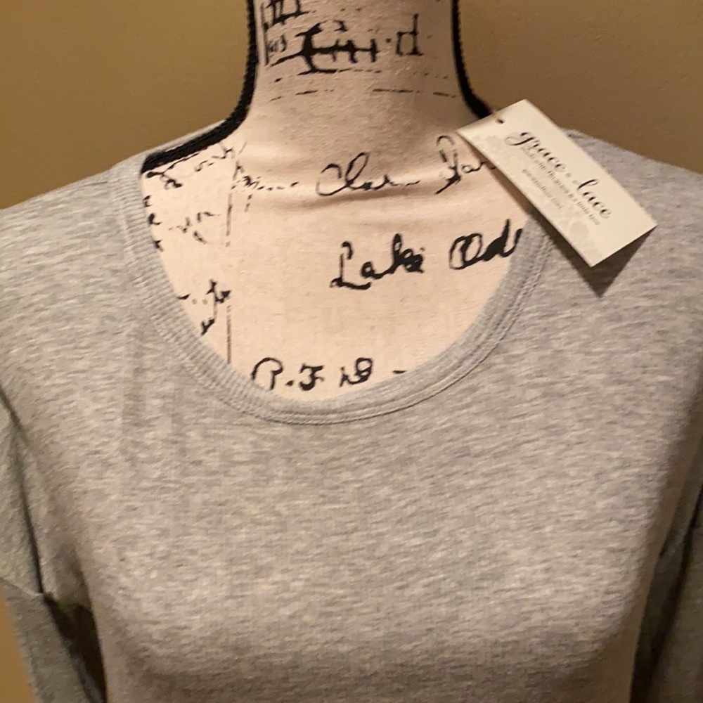 Grace & Lace gray ribbed long sleeve shirt size‎ S NWT - Picture 2 of 6